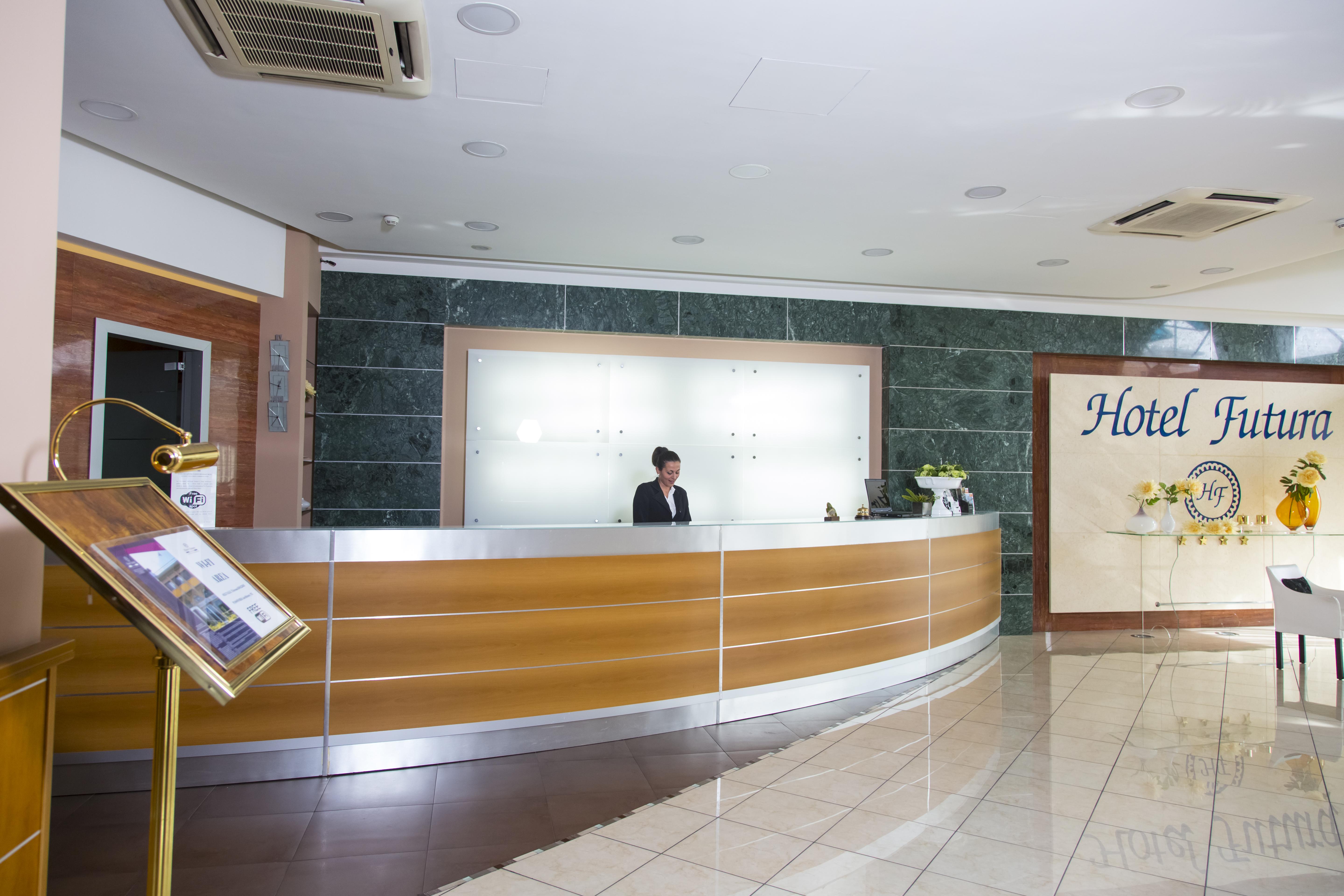 נאפולי Hotel Futura Centro Congressi מראה חיצוני תמונה